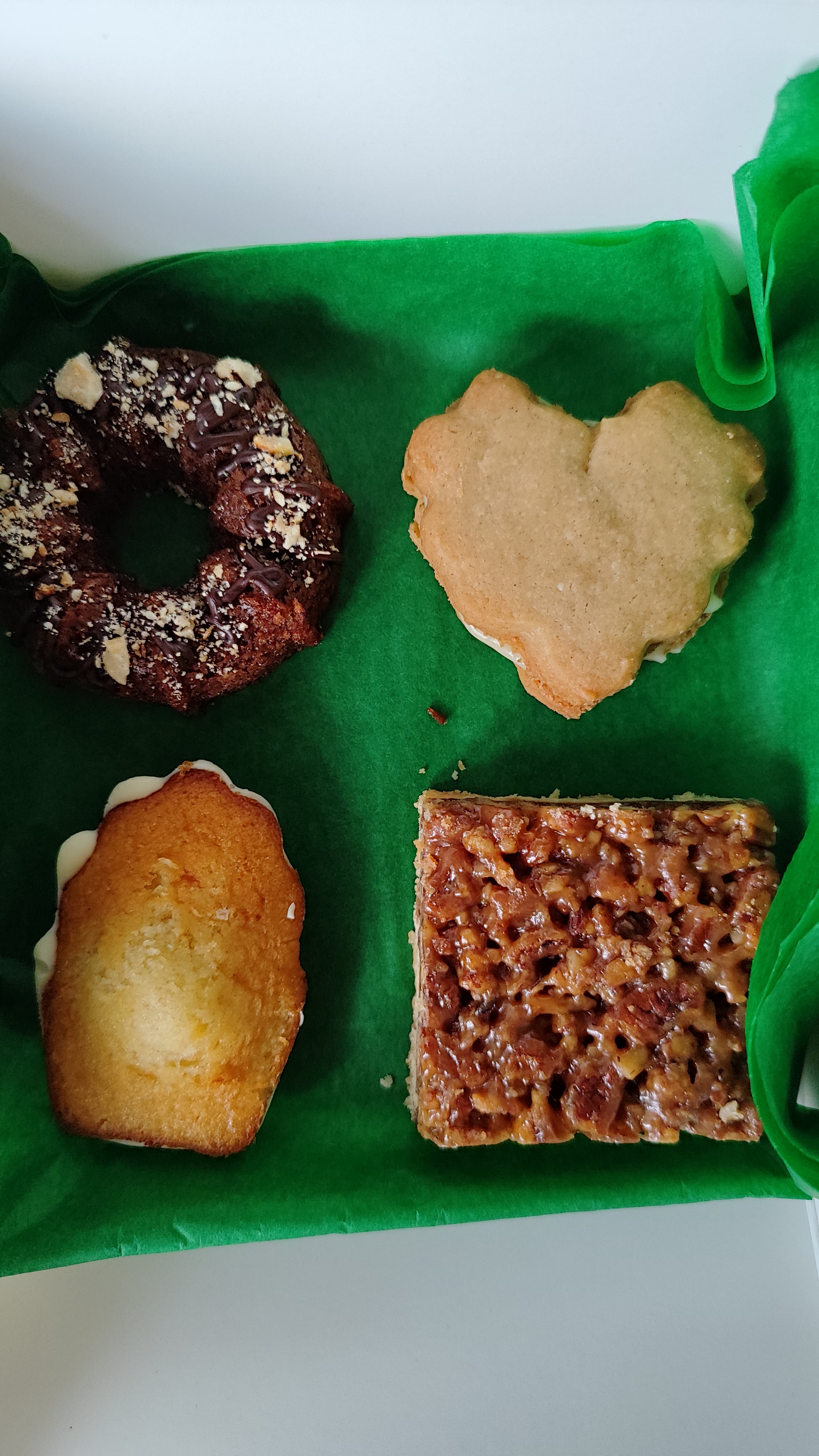 Aunty’s Love – Monthly Pastry Box